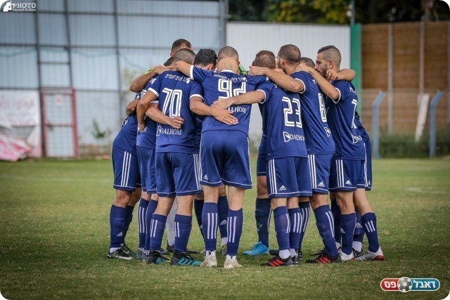 שחקני צעירי טירה (נזיה סולטאן)